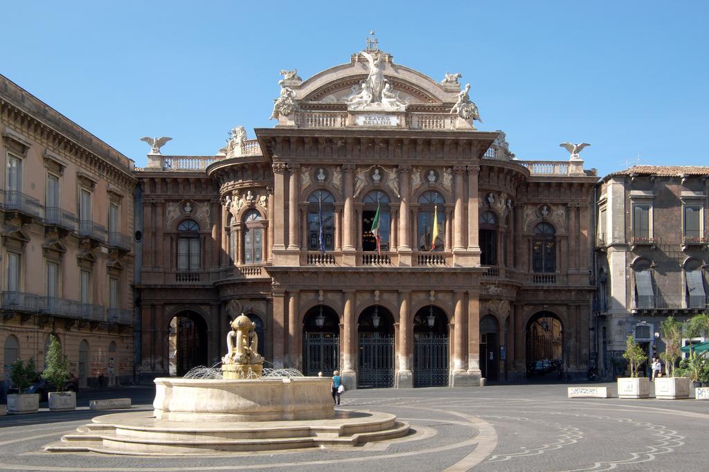 Appartamento Al Teatro Massimo Catania-Fontanarossai nemzetközi repülőtér Kültér fotó